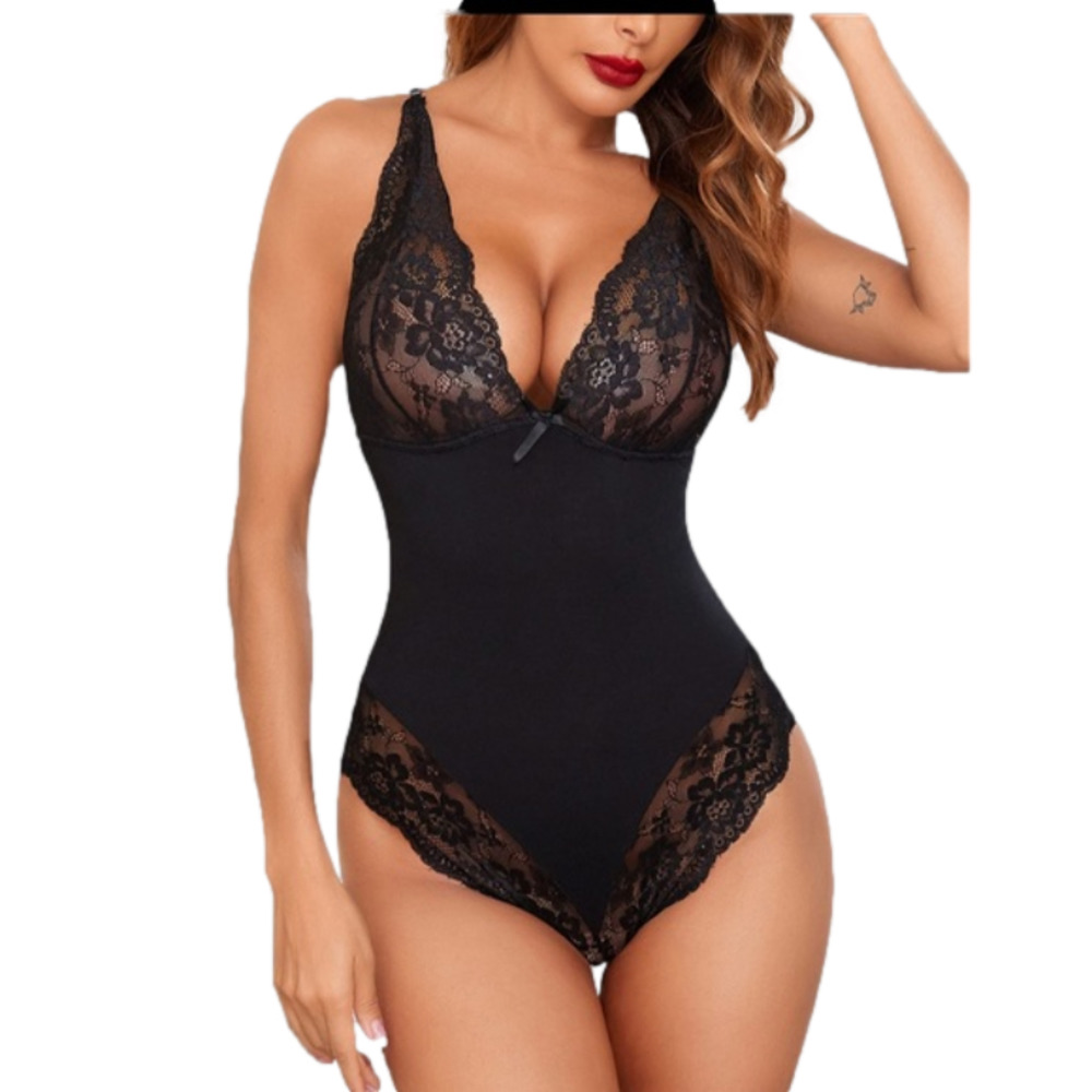WOMAN’S Lingerie Black Lace Teddy Bodysuit Small NWT Avid Love